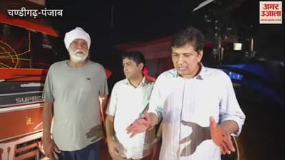 AAP's Delhi state president Saurabh Bhardwaj brought relief material