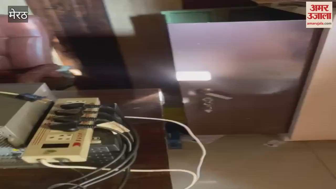 Meerut: Thieves broke the lock of the library and stole goods worth Rs 1 lakh