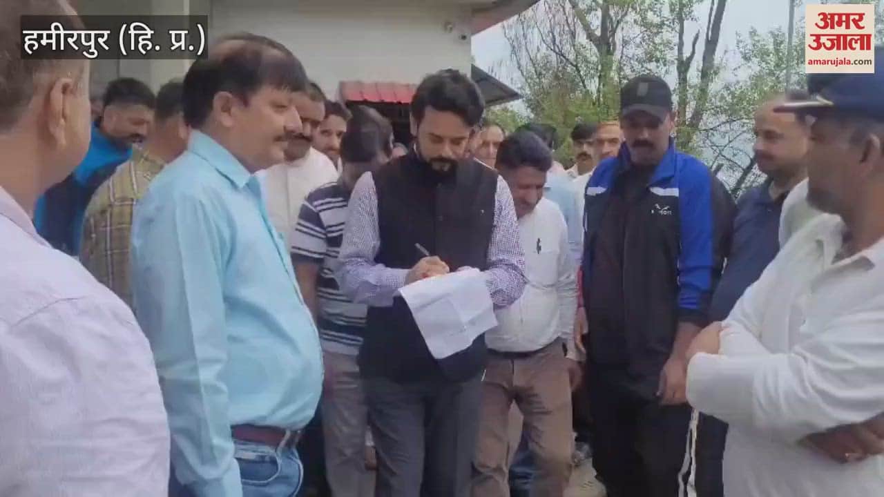 MP Anurag reached the disaster affected villages of Hamirpur district took stock of the damage