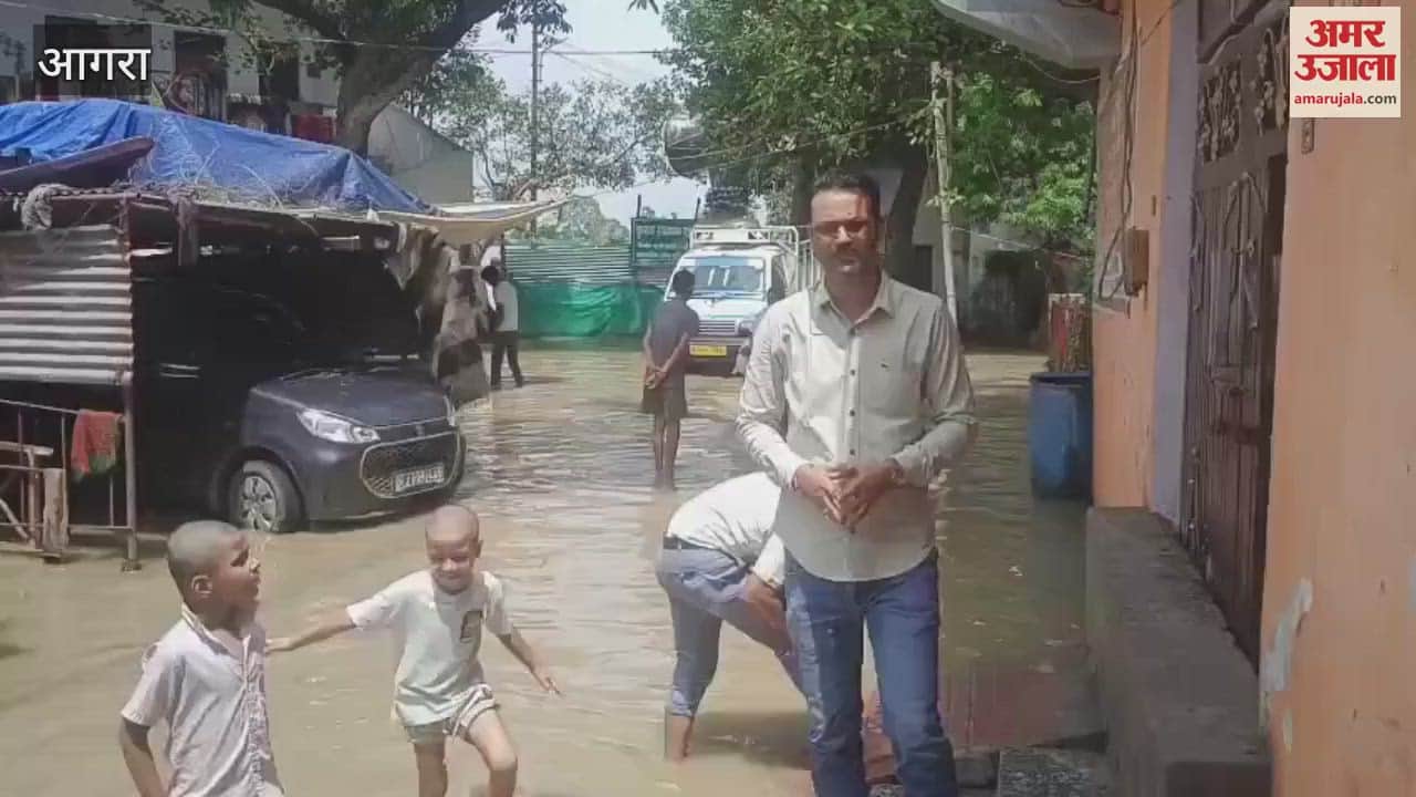 Yamuna Floods Submerge 15 Houses Near Kailash Temple, Residents Forced to Flee