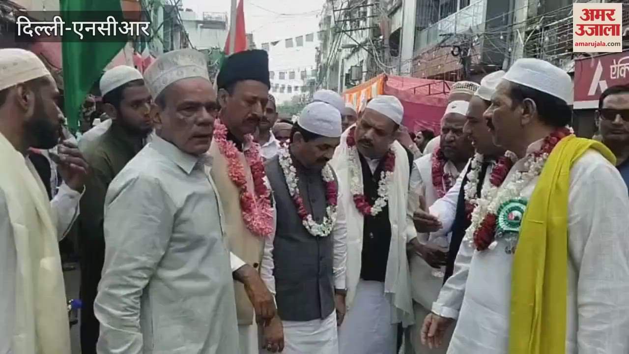 Eid e Milad un Nabi Procession taken out in Bara Hindu Rao