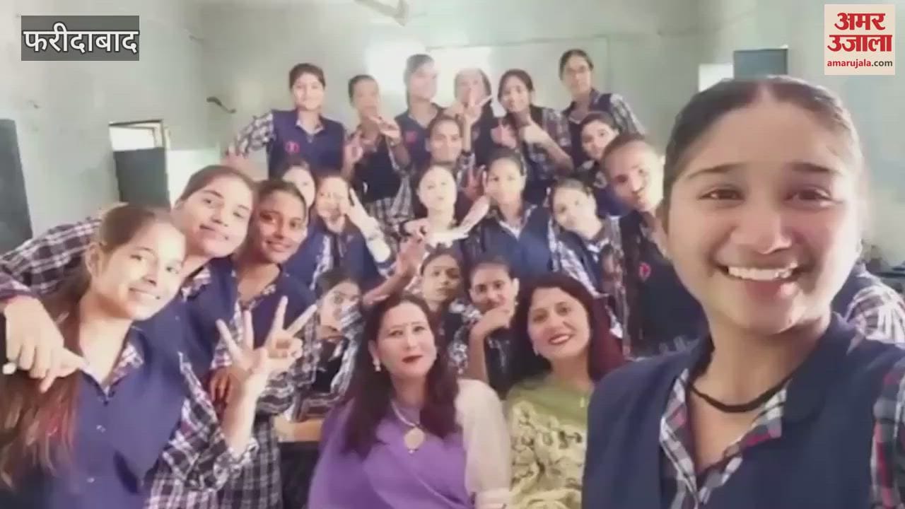 Students honored teachers on Teachers' Day