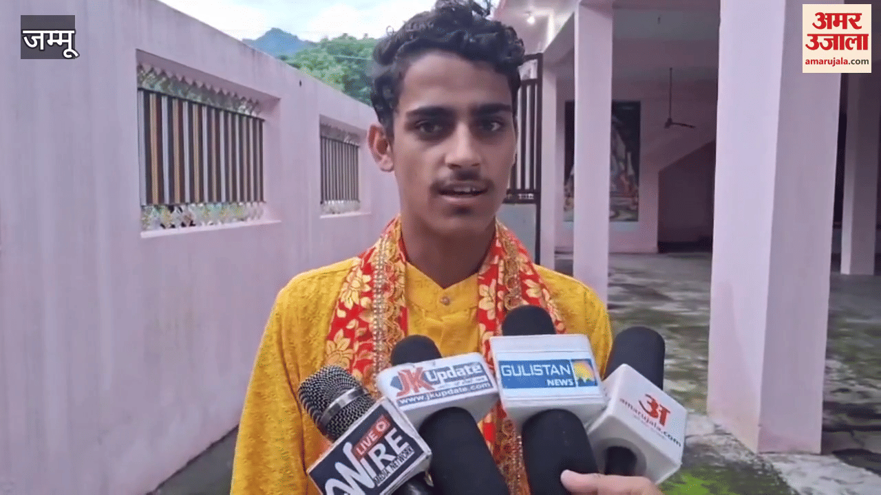 Bhajan released on the birthday of Baba Badhbag Singh Ji, performed by Shalu Dogra and Uday Kumar