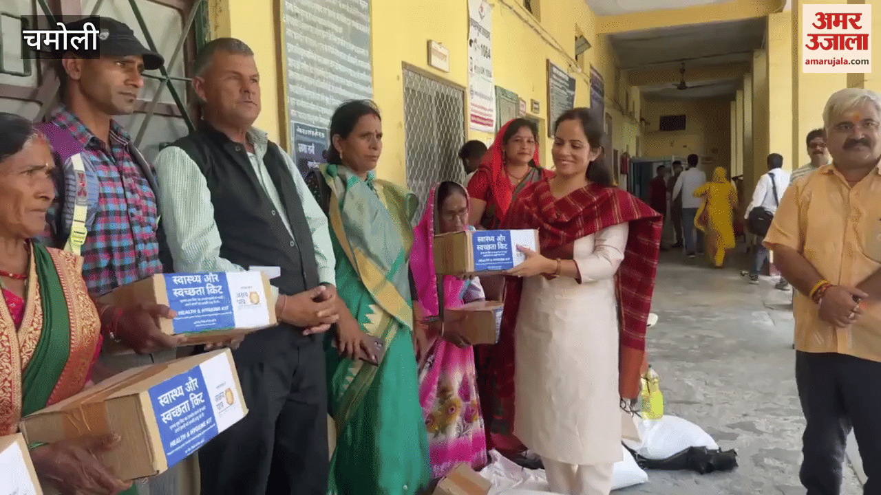 Relief material distributed to 30 families in Karnaprayag
