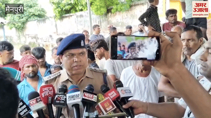 Villagers protest after breaking wall of relegious place in mainpuri