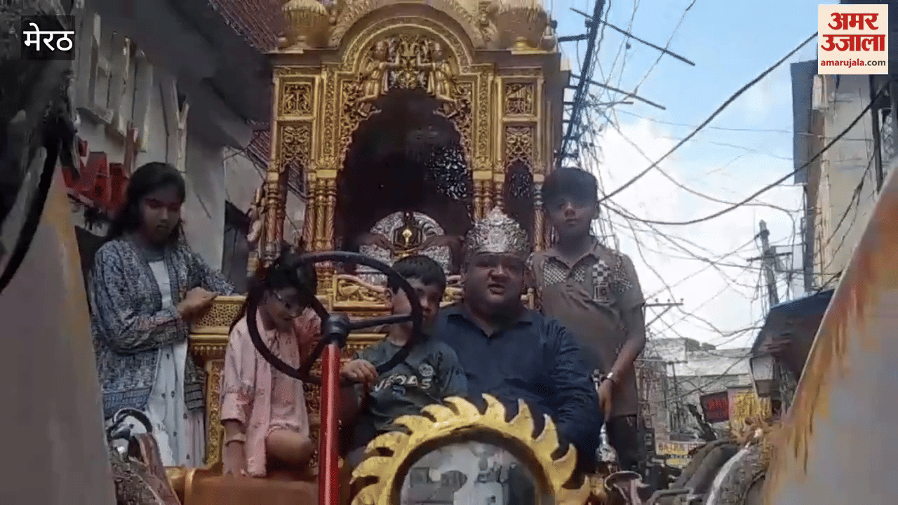 Meerut: Rath Yatra started from Sadar Durgabari Jain Temple