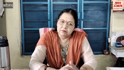 Solan Panchayat secretary locked the room of Chamat Bhadech Panchayat High School