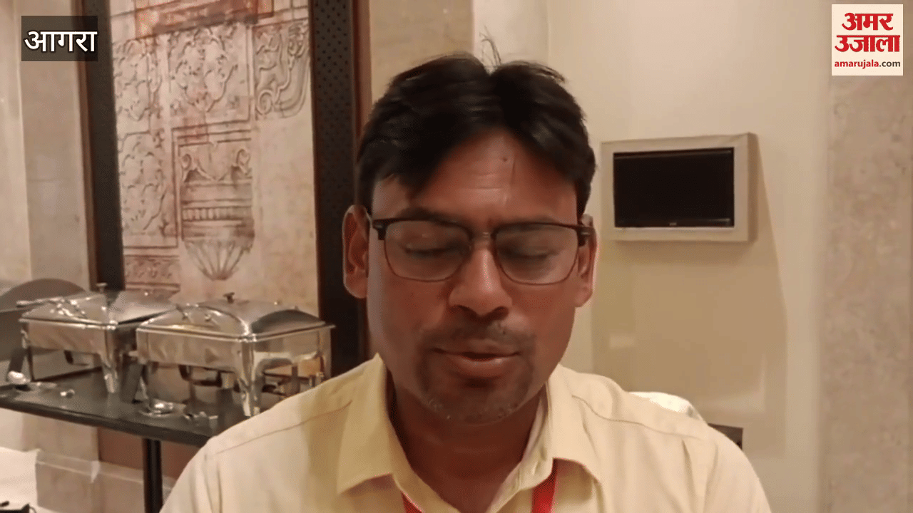 Lectures on cosmetic treatment along with dental diseases were held at Indian Dental Workshop