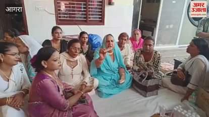 Eunuchs helped the flood victims