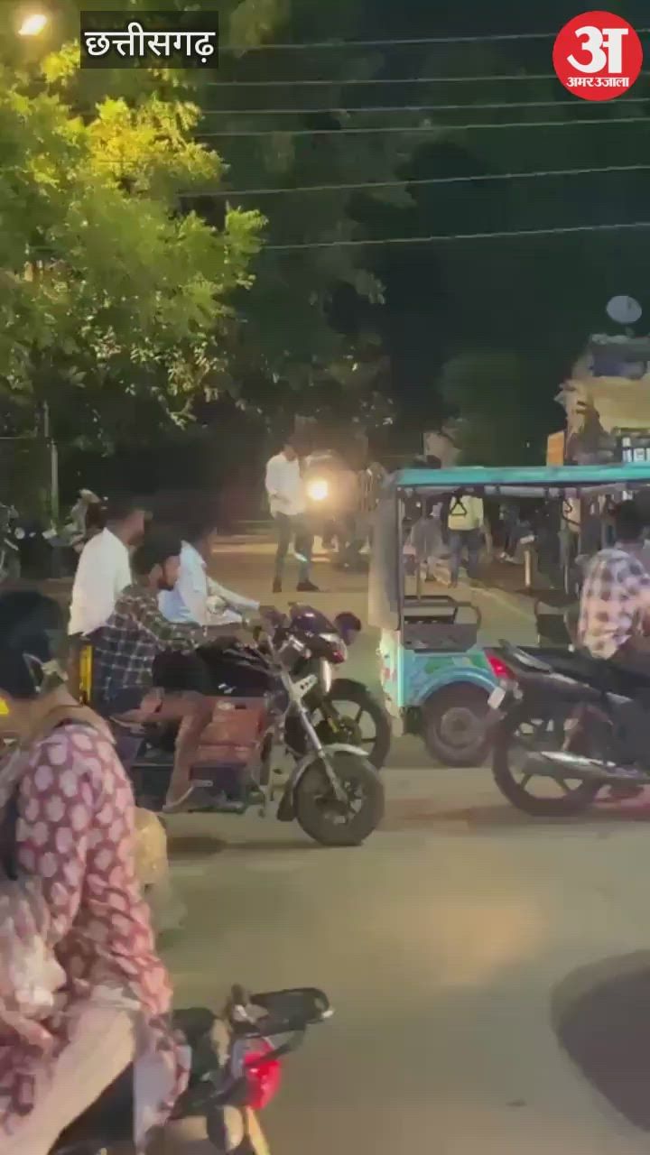 रायपुर में बेखौैफ बदमाश; दो गुटों में जमकर चले लाठी-डंडे, देखें ये वीडियो