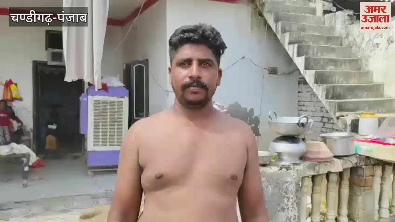 The flood in Ferozepur left deep wounds on the villagers, houses collapsed and mud accumulated inside the houses