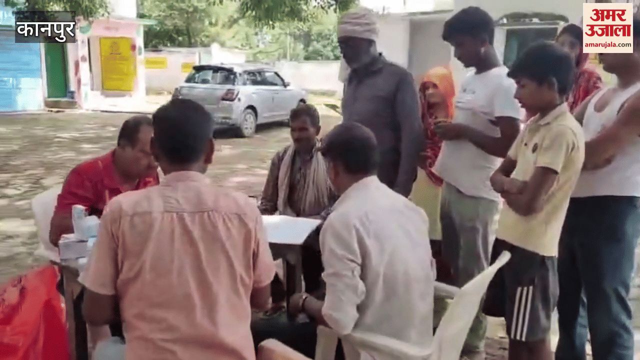 health department team reached Madepur, distributed medicines after examination