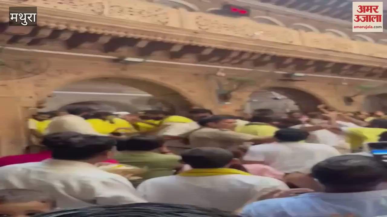 Saint Premanand Maharaj Visits Shri Banke Bihari Temple