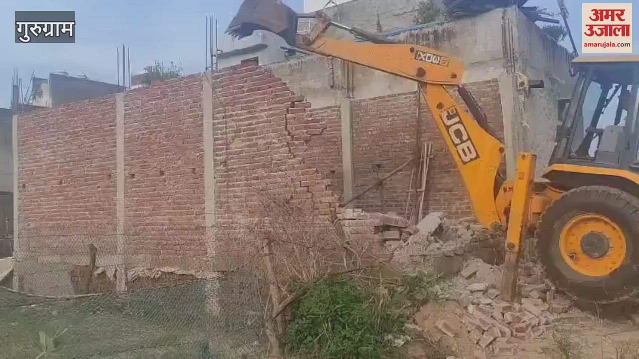 Gurugram Bulldozers run in three illegal colonies