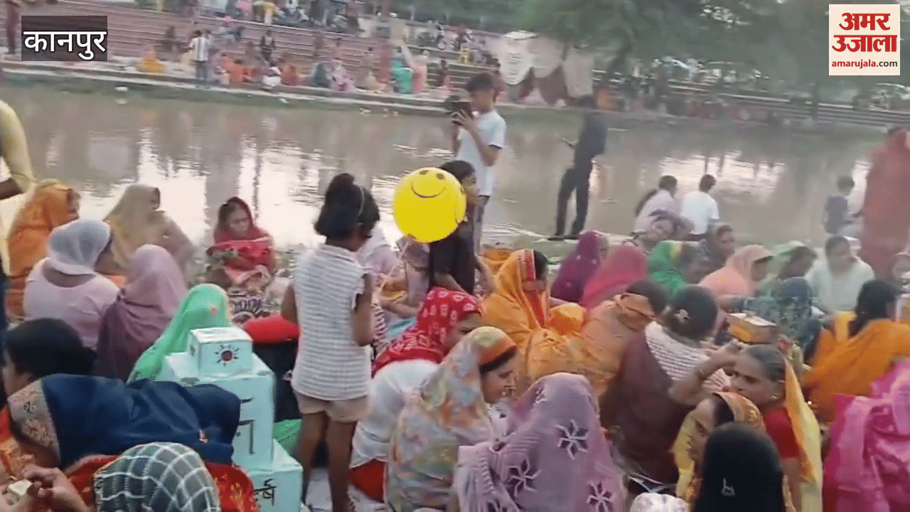 Women kept Jivitputrika fast and prayed for long life of their children