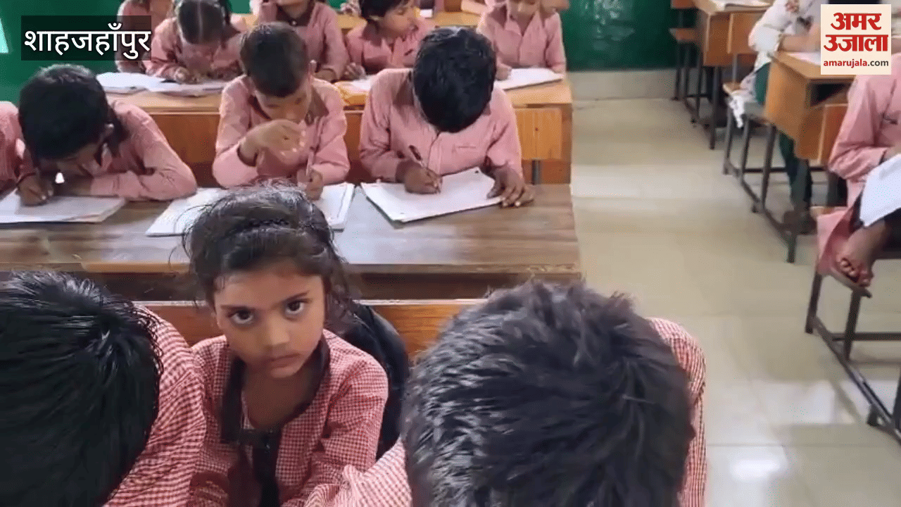 more than two lakhs children took part in Nipun mock test in Shahjahanpur