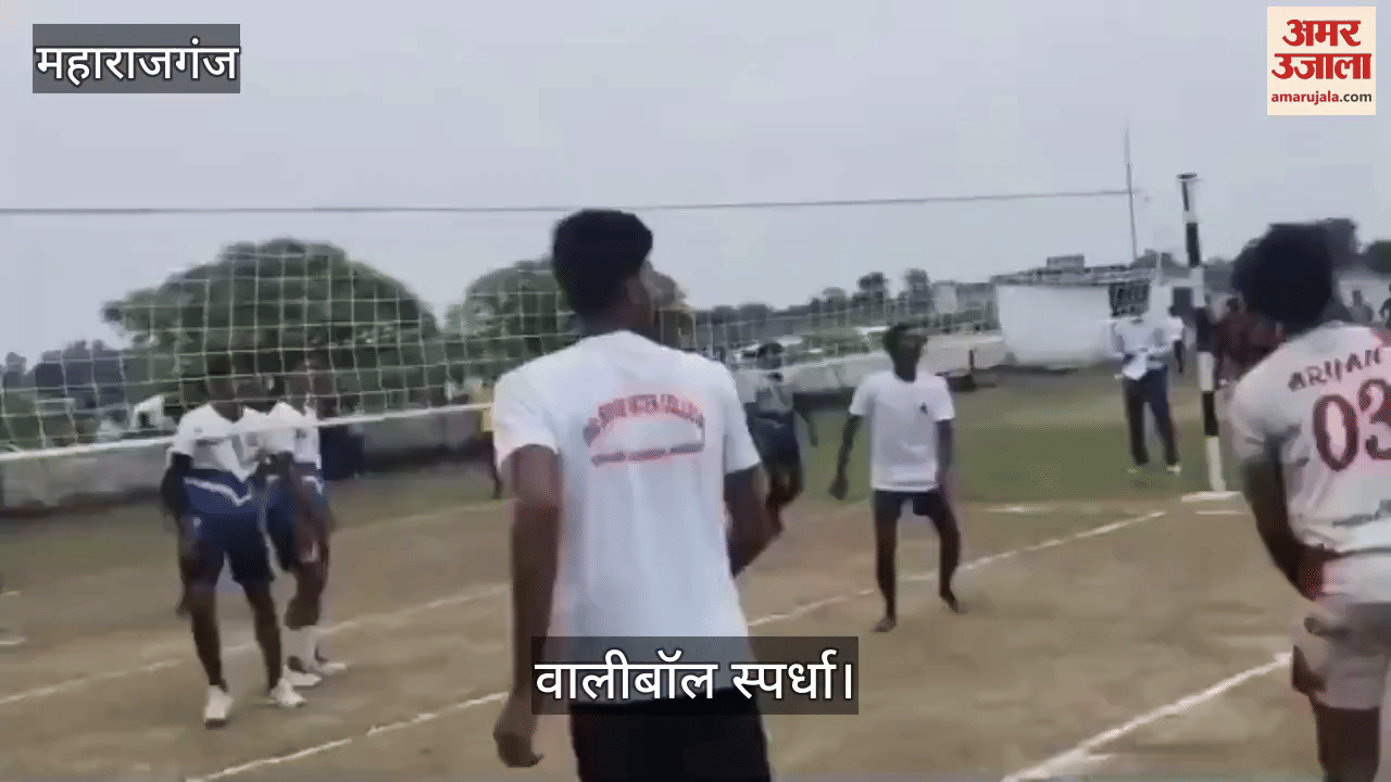 Players showed their strength in the Divisional Secondary Volleyball Competition