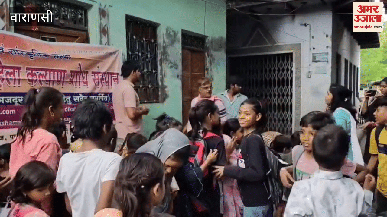 Idli party at Diksha Mahila Kalyan Shodh Sansthan students helped