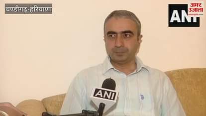 AAP's national media in-charge Anurag Dhanda accused the Haryana government of cheating the farmers.