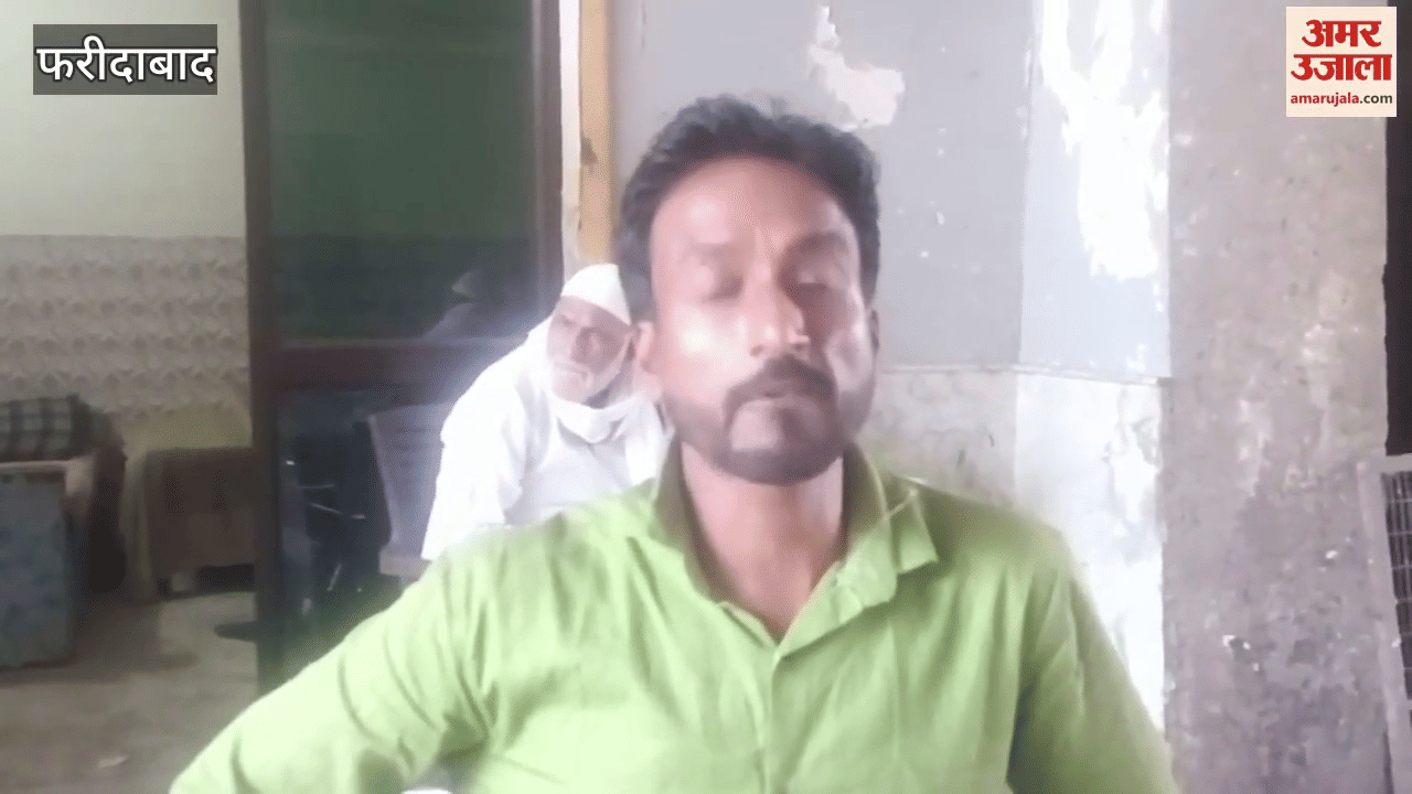 Municipal Corporation sealed a meat shop near Neelam Chowk in Faridabad