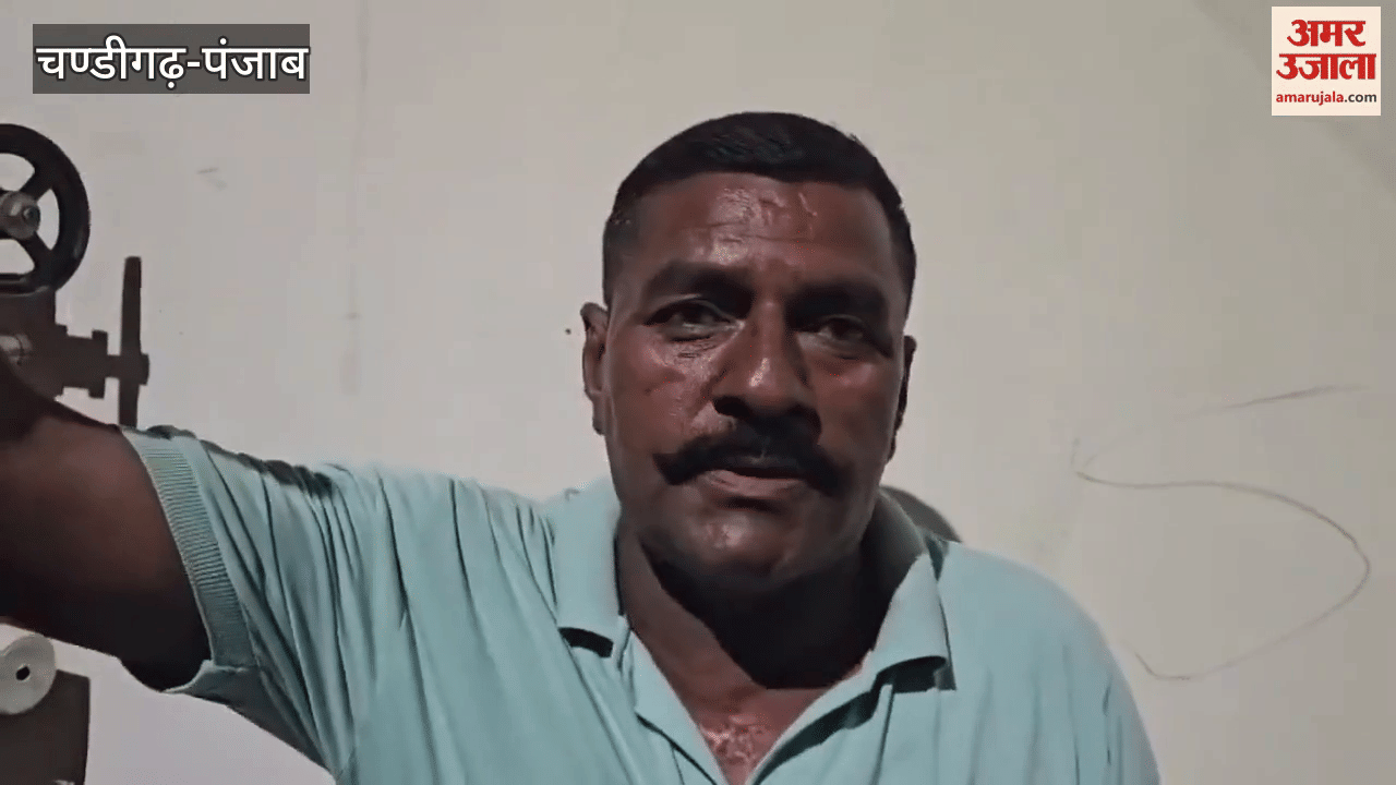 Police beat up a youth badly in Guruharsahai