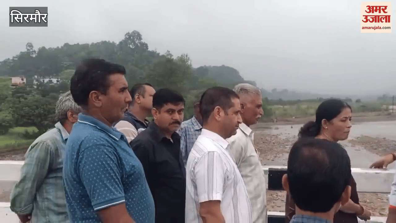 Sirmour Dr Rajiv Bindal visited Bankala Satiwala and Haripurkhol Panchayat