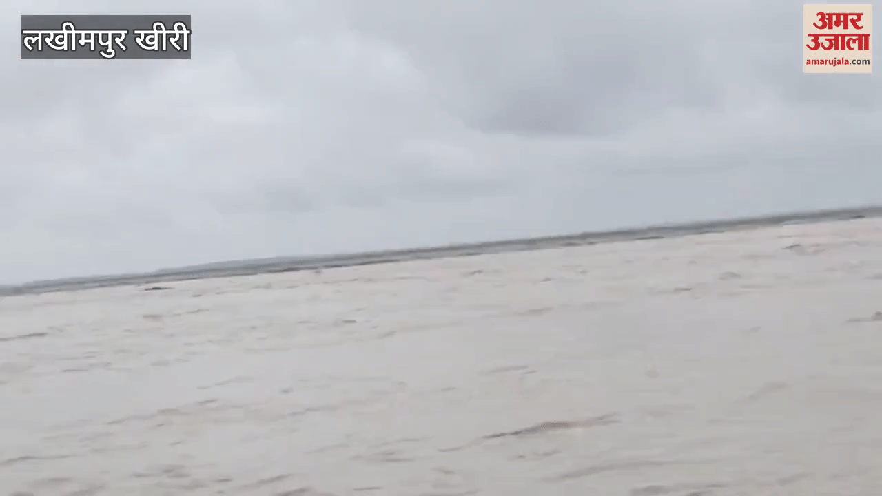 House hanging in Sharda river in lakhimpur kheri