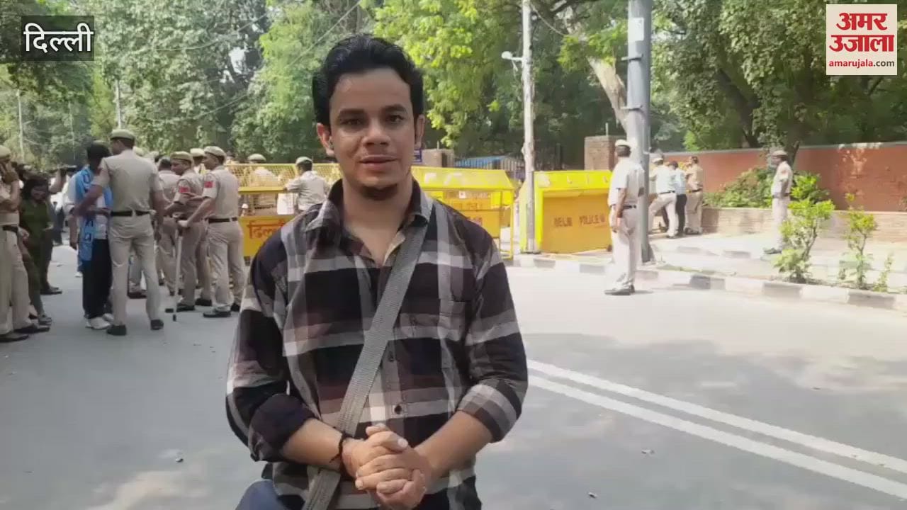 Voting underway for Delhi University Students' Union elections