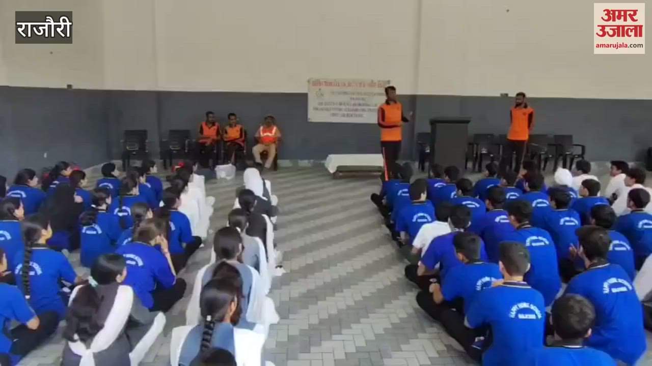 Rajouri: SDRF organizes disaster management camp at Happy Home School