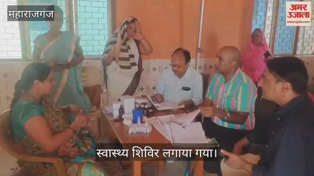 Dr. KP Singh inspected the CHC on the Nutrition Day session.