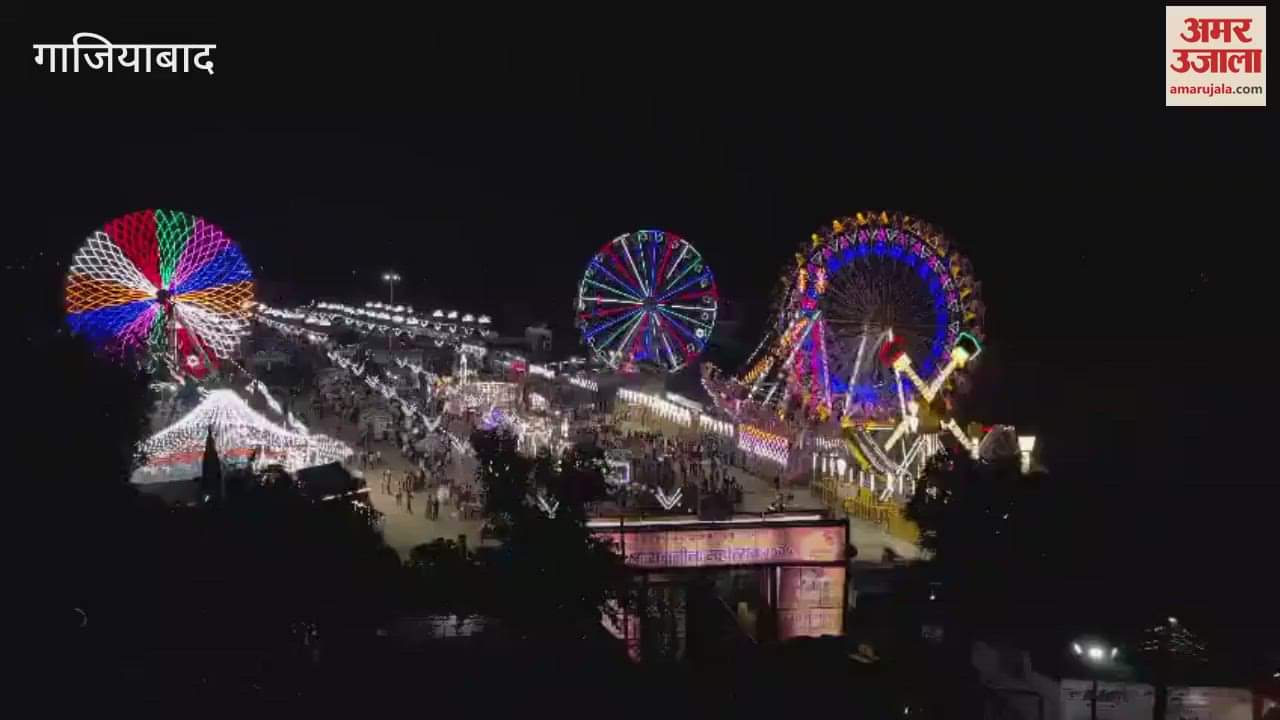 Kavinagar Ramlila fair lit up