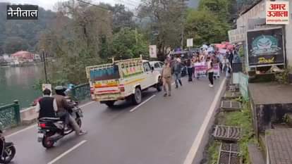 A crowd was seen on the streets demanding justice for Ankita in nainital
