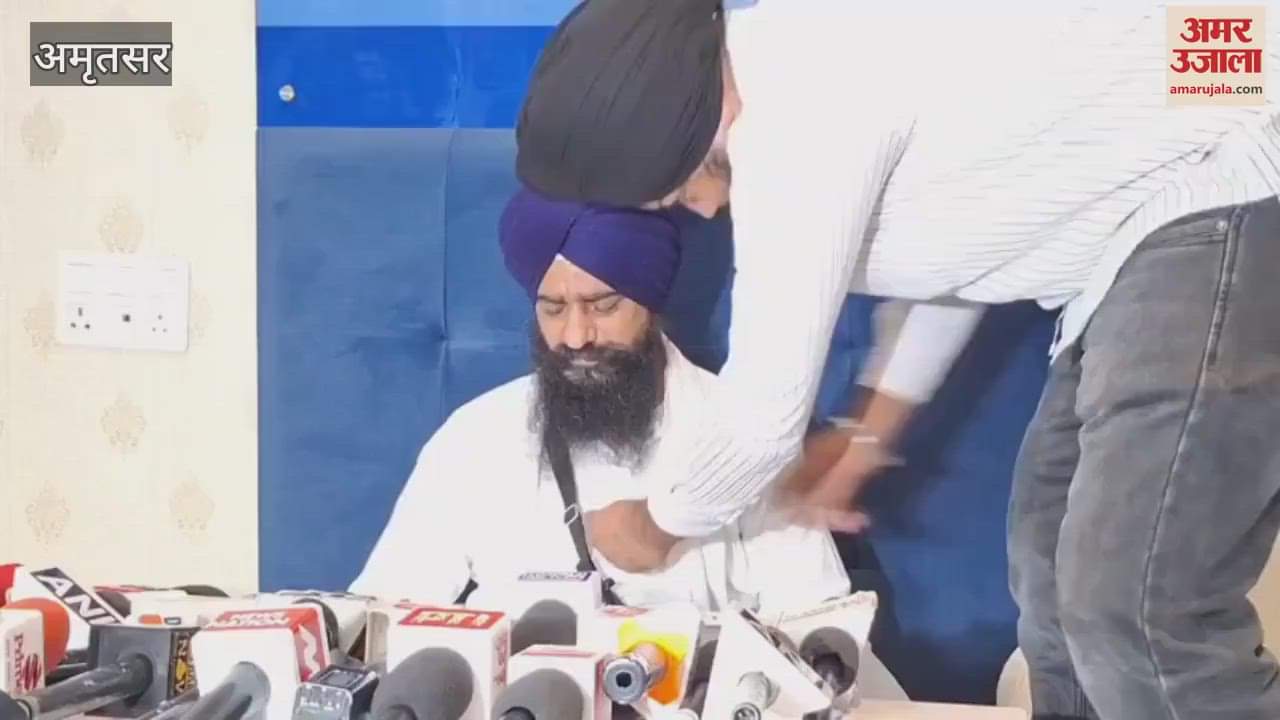 Jathedar Kuldeep Singh Gadgaj condemns the misdeed of a Gursikh girl in the UK