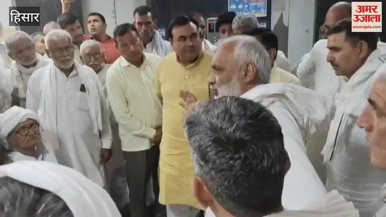 Panchayat met DC in Hisar demanding removal of Mahant