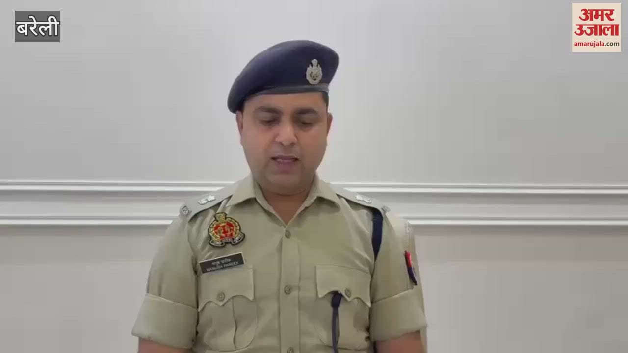 school director accused neighbour of opposing national anthem in Bareilly