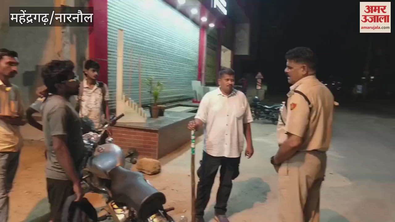18 people were challaned for violating traffic rules in Mahendragarh, two bikes were impounded