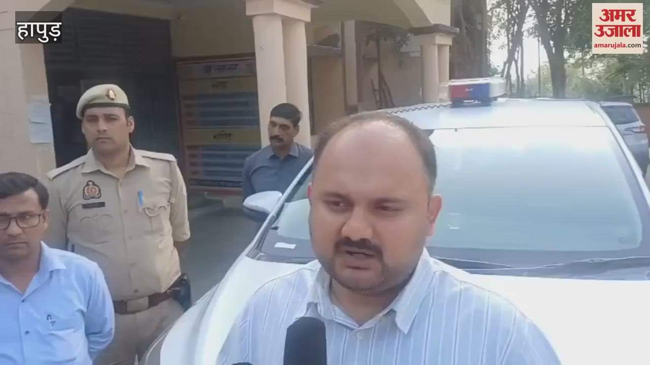 DM raids BSA office in Hapur three employees dismissed for corruption