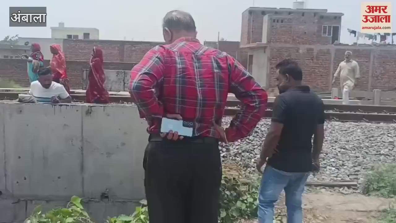 To deal with the waterlogging in Ambala due to rain, the mayor representative himself has to get the drains cleaned