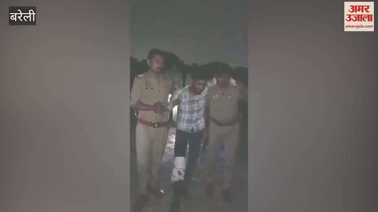 Police arrested two vehicle thieves in Bareilly