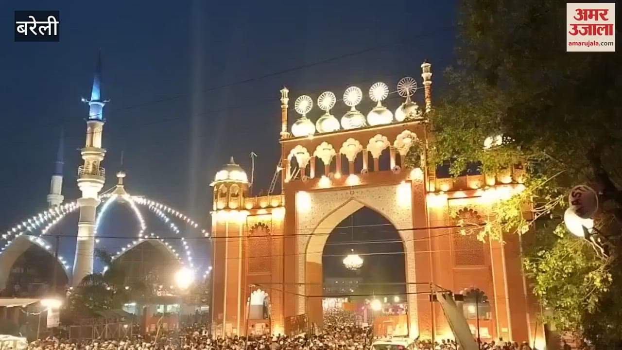 Urs completed with the Kul of Tajushsharia in Bareilly