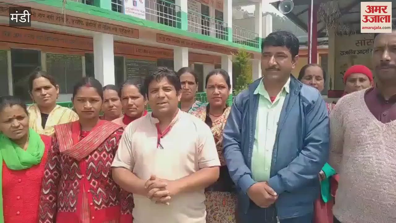 Mandi CITU related Mid Day Meal Workers Union meeting concluded in Balichowki under the chairmanship of Inder Singh and Bhishma