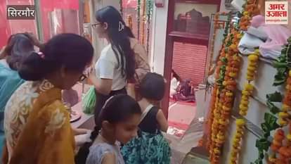 Sirmour Hundreds of devotees took prasad in the bhandara