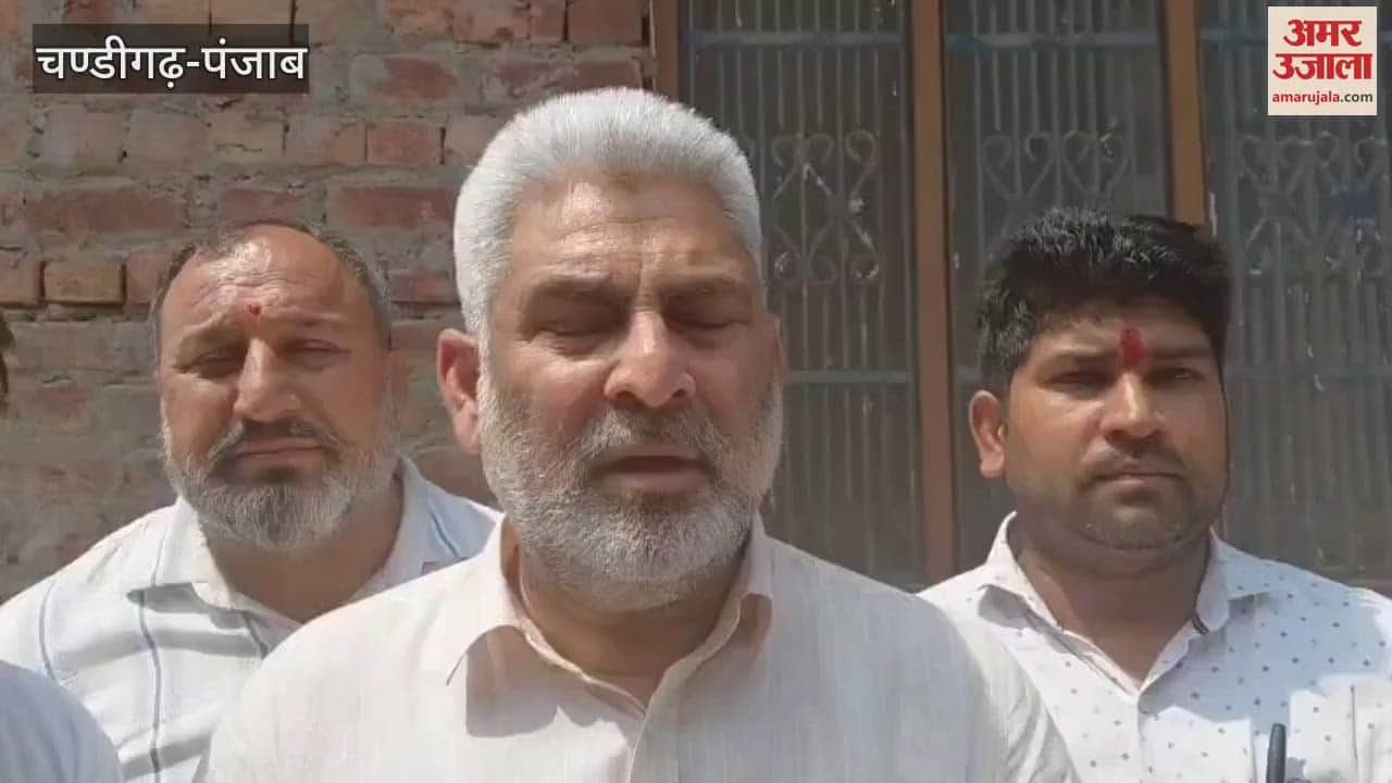 मंत्री लाल चंद कटारुचक ने किया पठानकोट बॉर्डर एरिया का दौरा