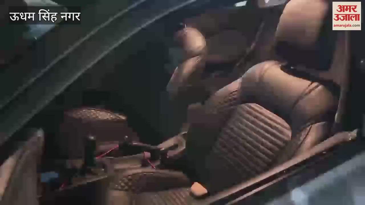 Gadarpur MLA nephew car was pelted with stones