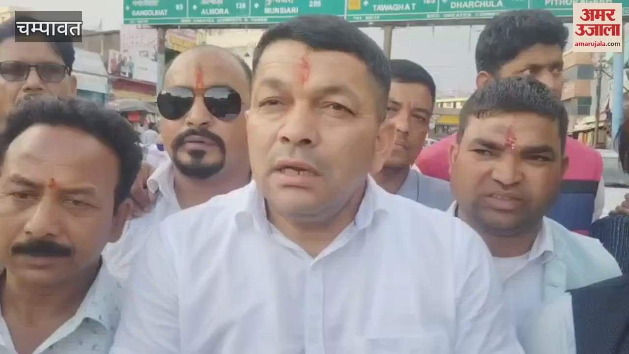 Various organizations burst firecrackers in Champawat on the success of Operation Sindoor