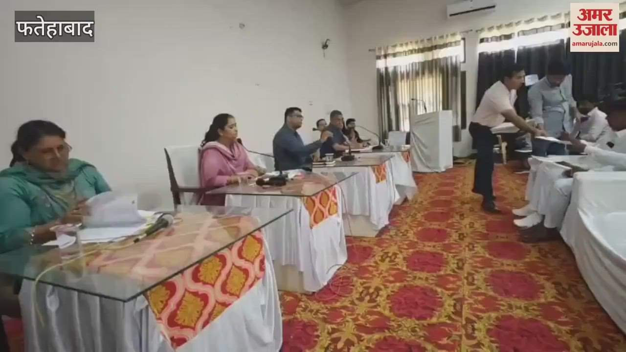 District Council House meeting in Fatehabad, councilors gave affidavit of not sowing paddy in their one acre land