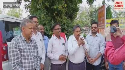 memorandum was submitted to MLA demanding immediate dissolution of railway flyover in Yamunanagar