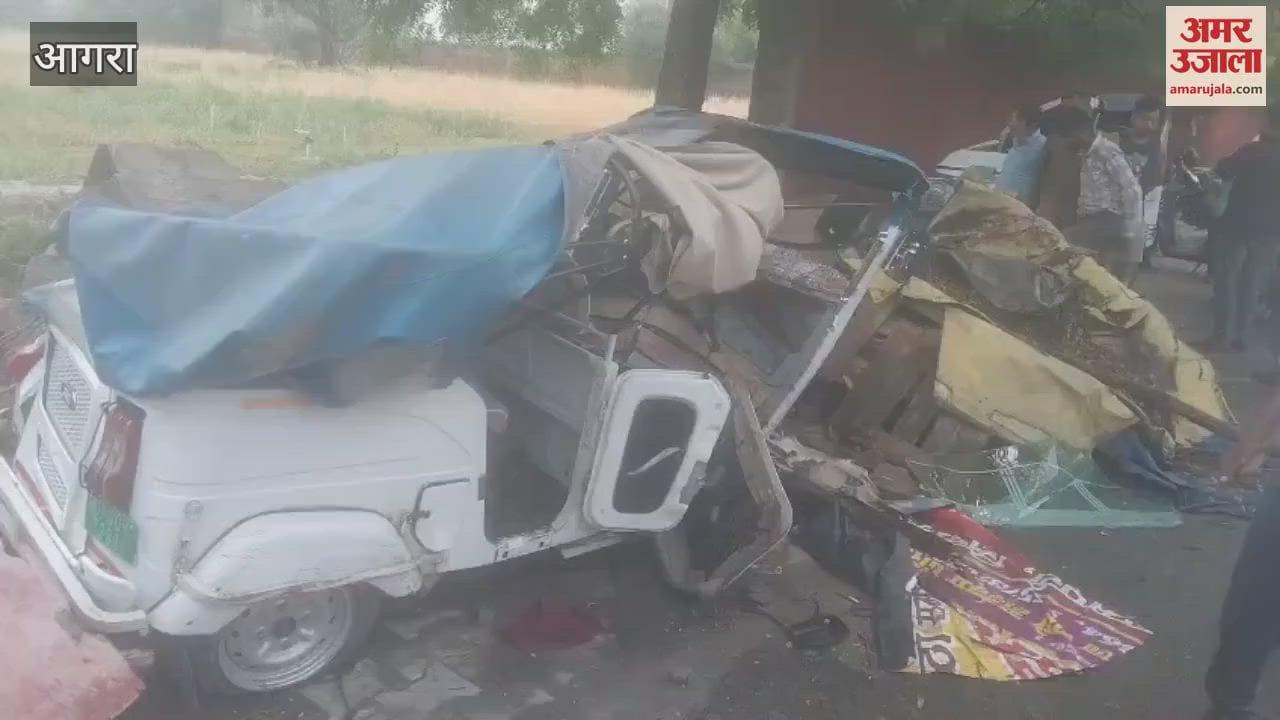 Rain with strong winds in Agra auto buried under wall, one injured