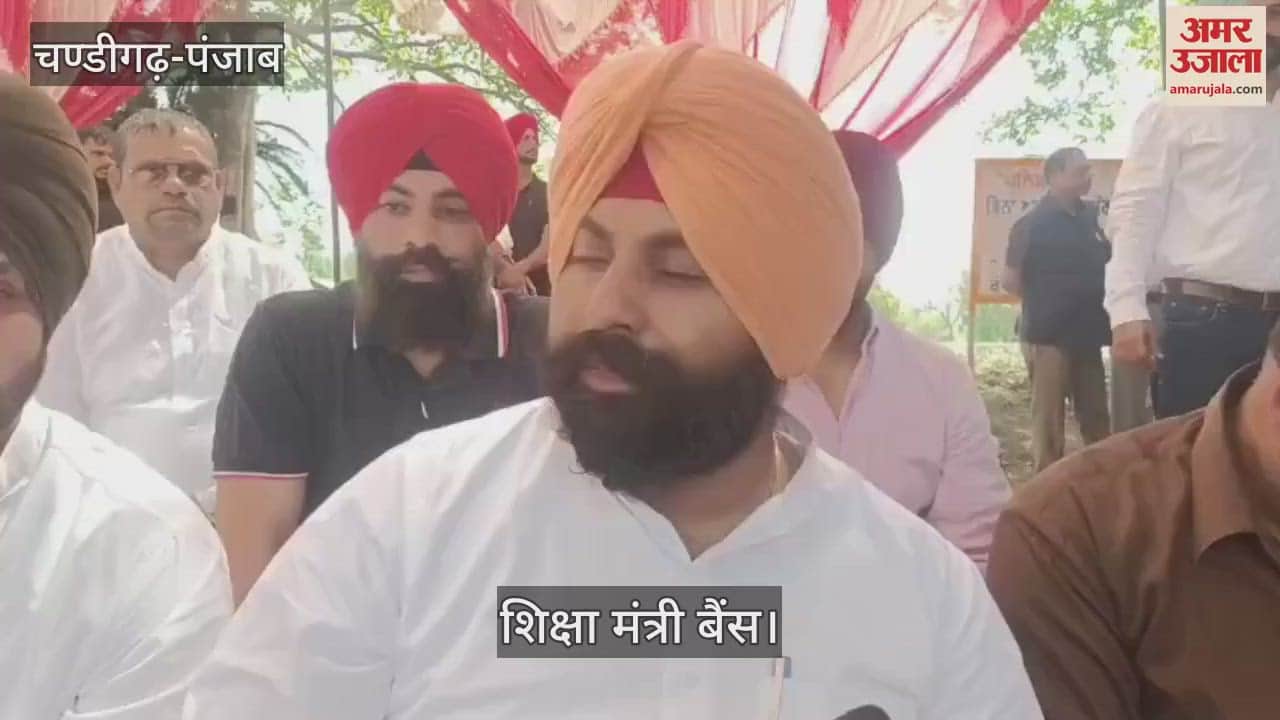 पानी को लेकर शिक्षा मंत्री बैंस का धरना जारी