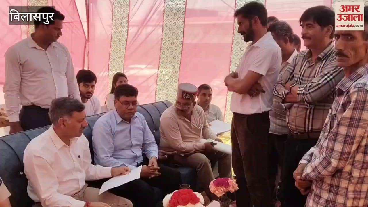 Bilaspur Minister Rajesh Dharmani heard the problems in Ghandalvin